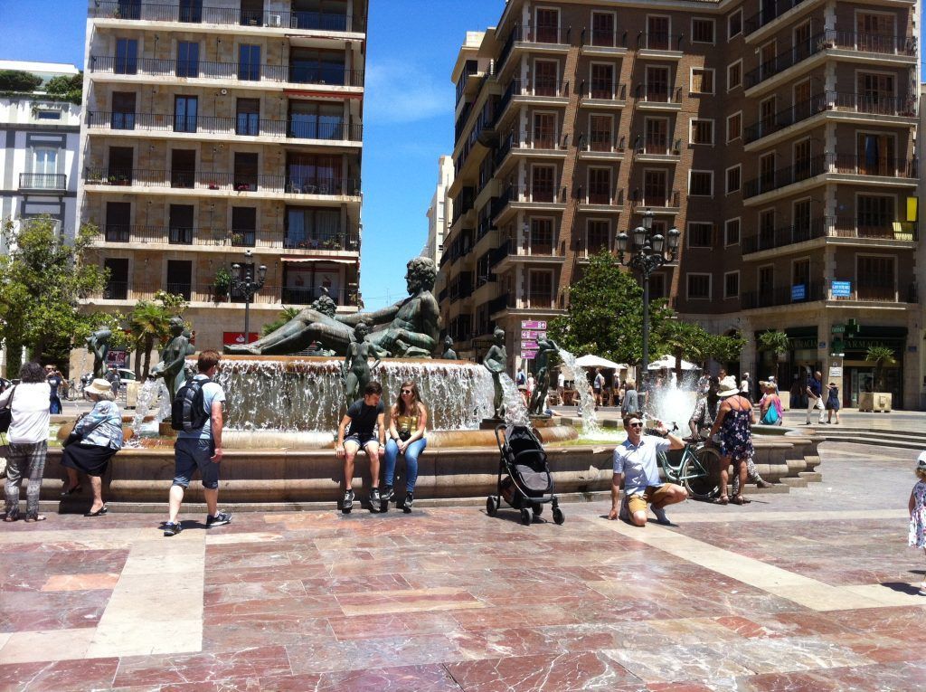 Plaza de la Virgen